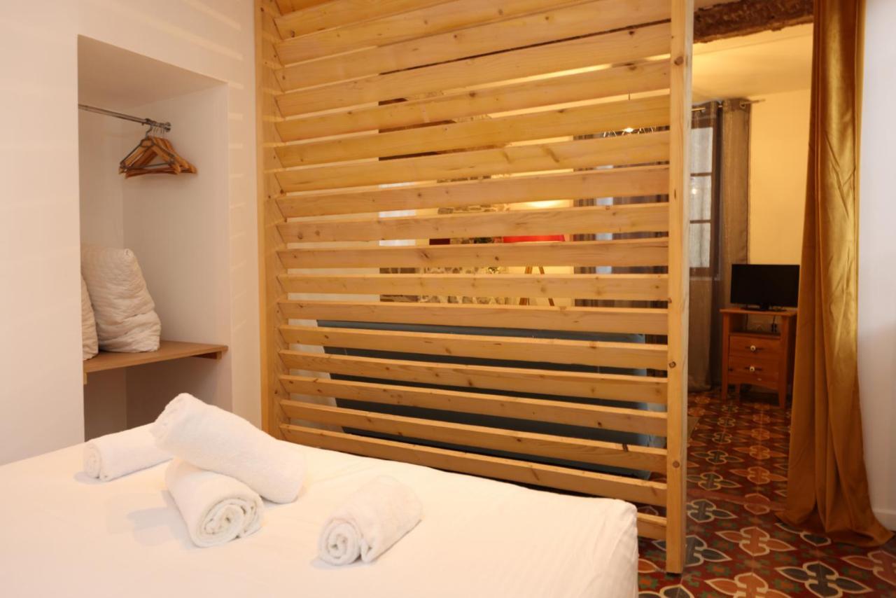 Apartamento Du Charme Medieval Conciergeriedamecarcas